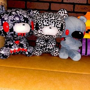 12 inchinch tall gray and red and black and a 44 cm on both gloomy bears withtag